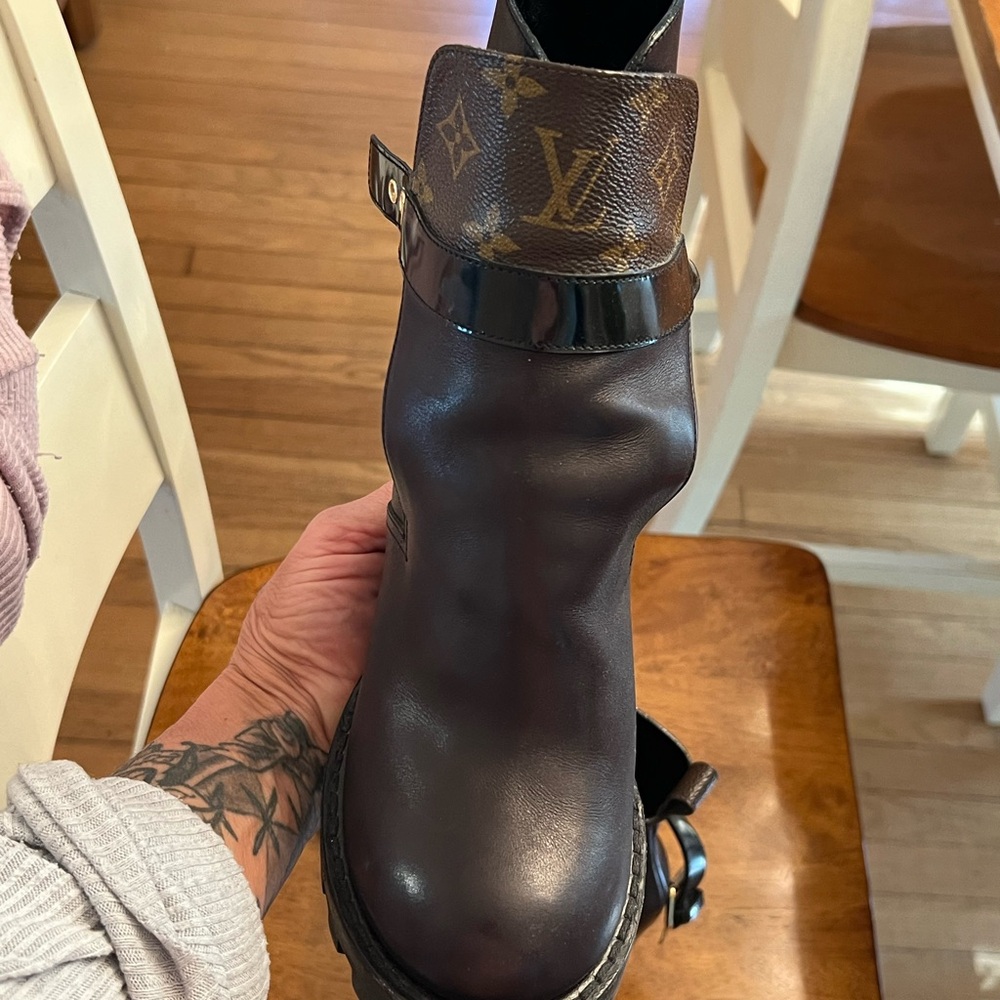 Louis Vuitton Brown and Black Heeled Boots - Picture 4 of 4